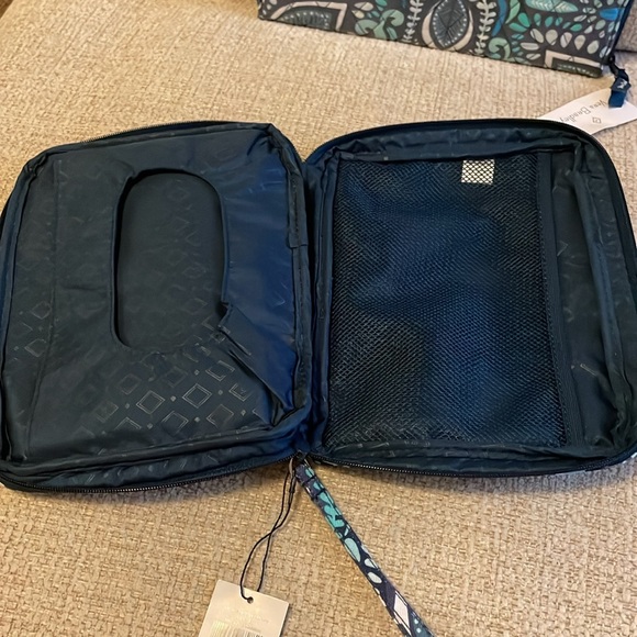 NWT Vera Bradley set Personal Travel Organizer Clutch Case in Blue Island - Picture 9 of 15